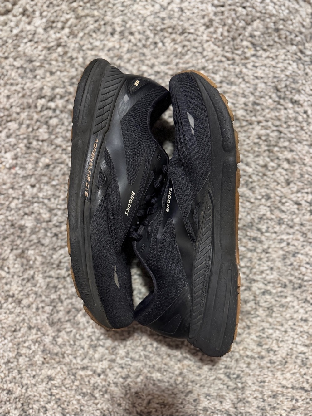 Brooks Men's Black Athletic Running Shoes with Tan Outsole